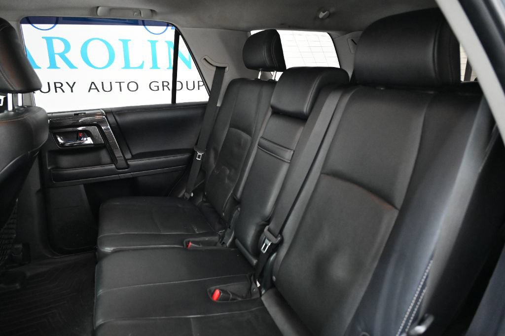 Used 2018 Toyota 4Runner Limited AWD/4WD image 37