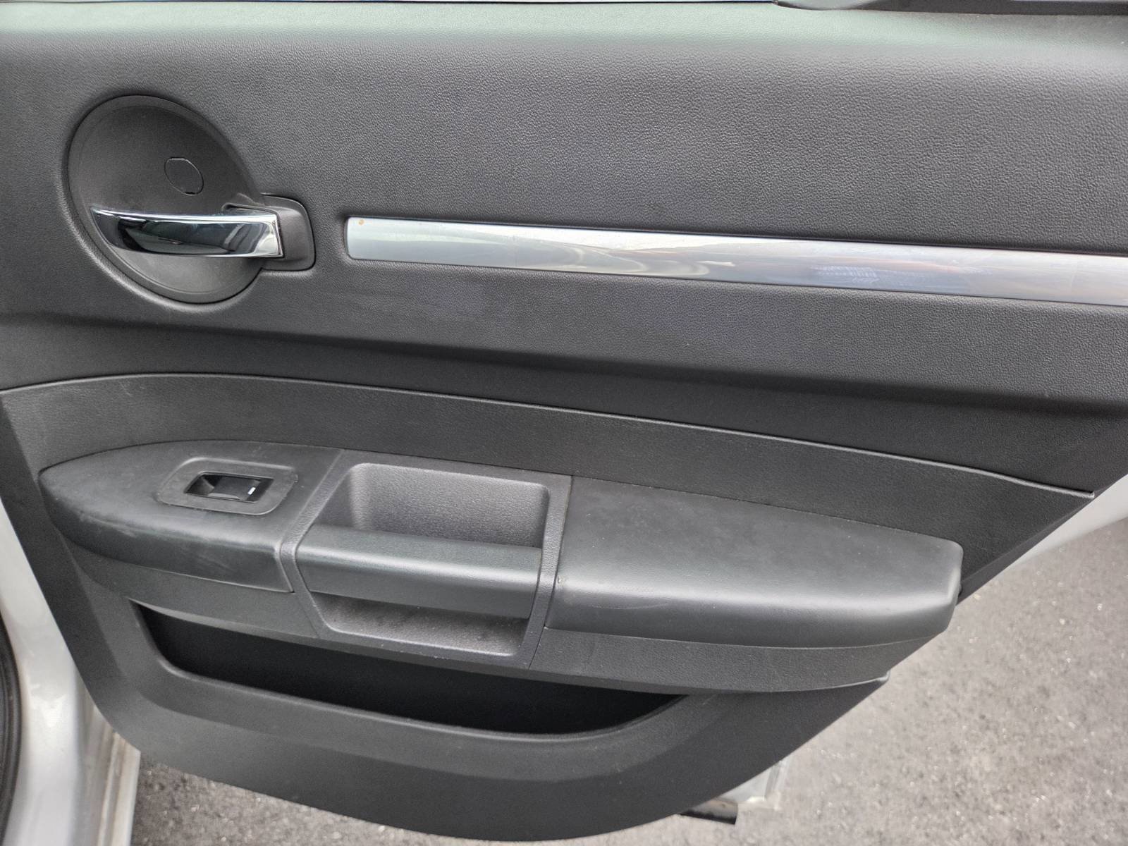 Used 2009 Dodge Charger SE image 10