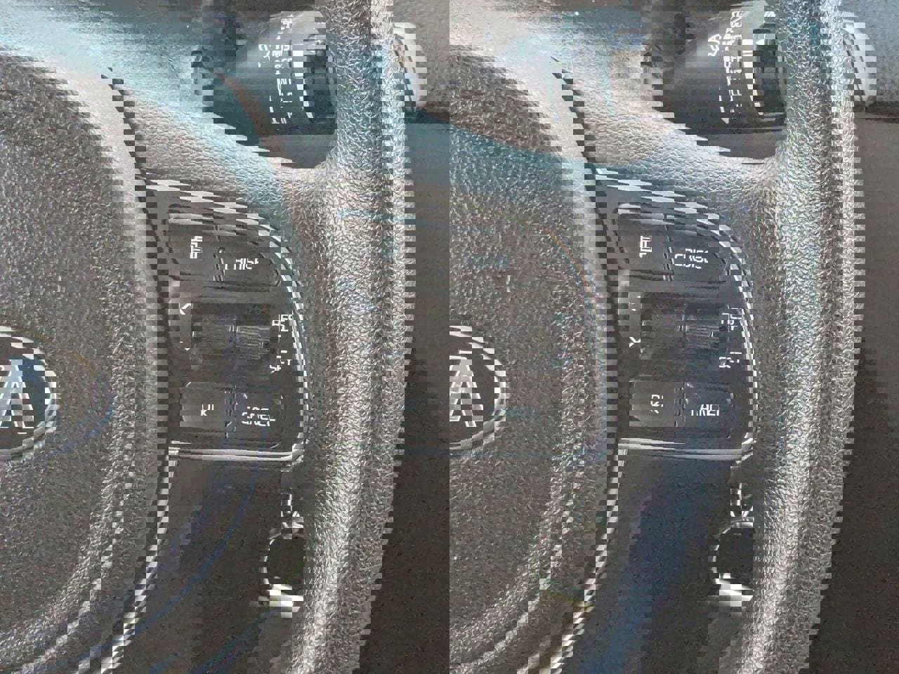 Used 2018 Kia Sportage LX image 18