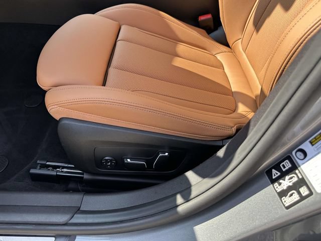 Used 2026 BMW 330i xDrive Sedan w/ Premium Package AWD/4WD image 26