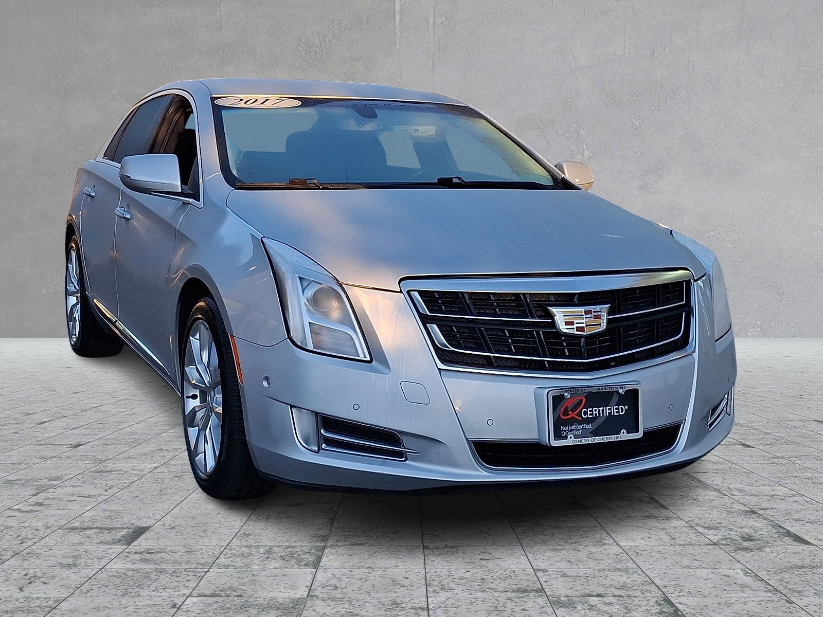 Used 2017 Cadillac XTS Luxury image 2