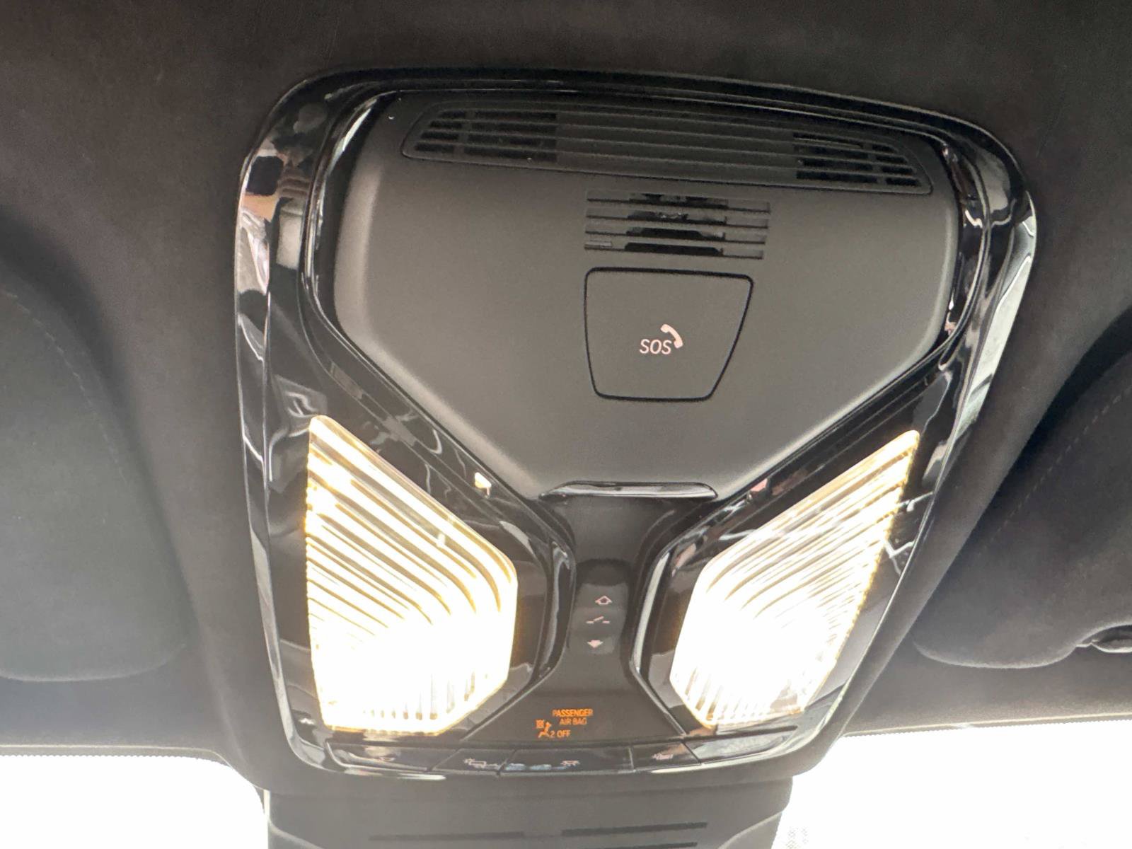 Certified 2025 BMW ALPINA XB7 AWD/4WD image 25