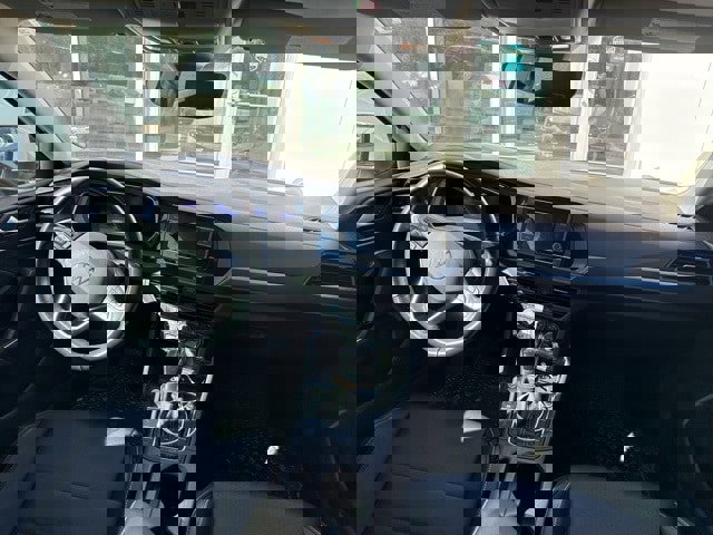 Certified 2023 Volkswagen Jetta SE w/ Panoramic Sunroof Package image 12