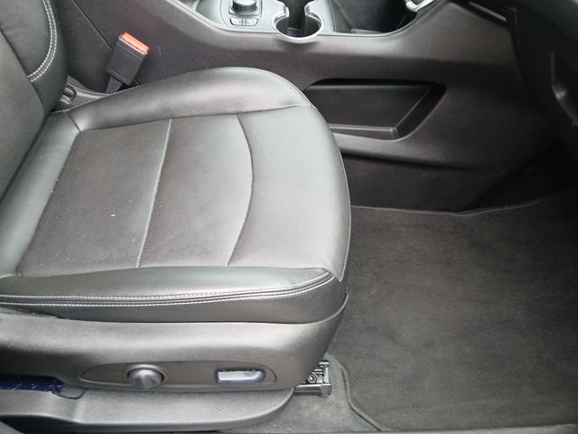 Used 2024 GMC Terrain SLT AWD/4WD image 49