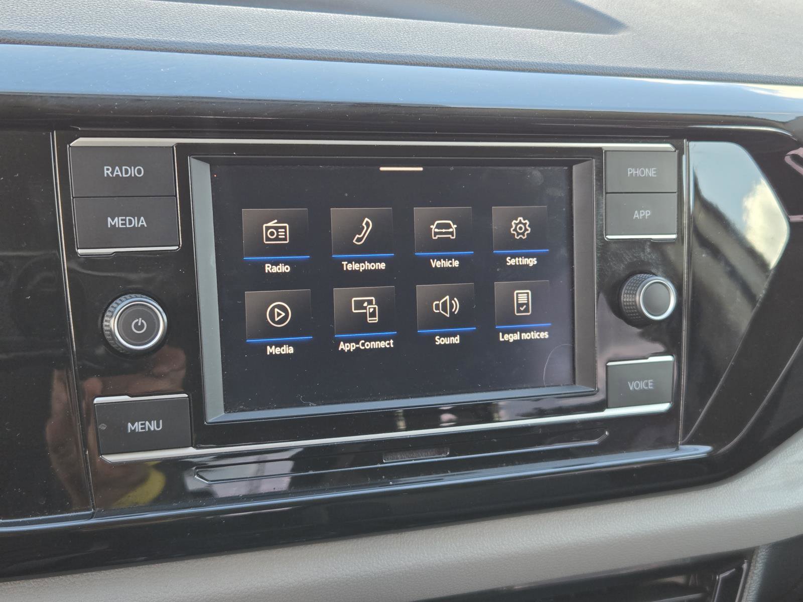 Used 2022 Volkswagen Taos S FWD image 7