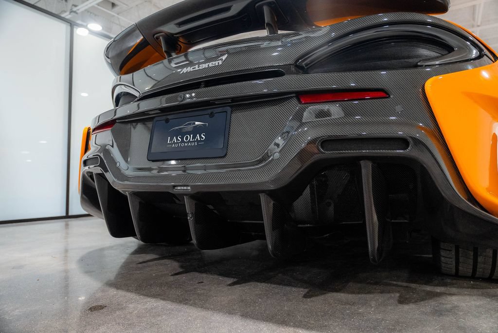 Used 2019 McLaren 600LT RWD image 35