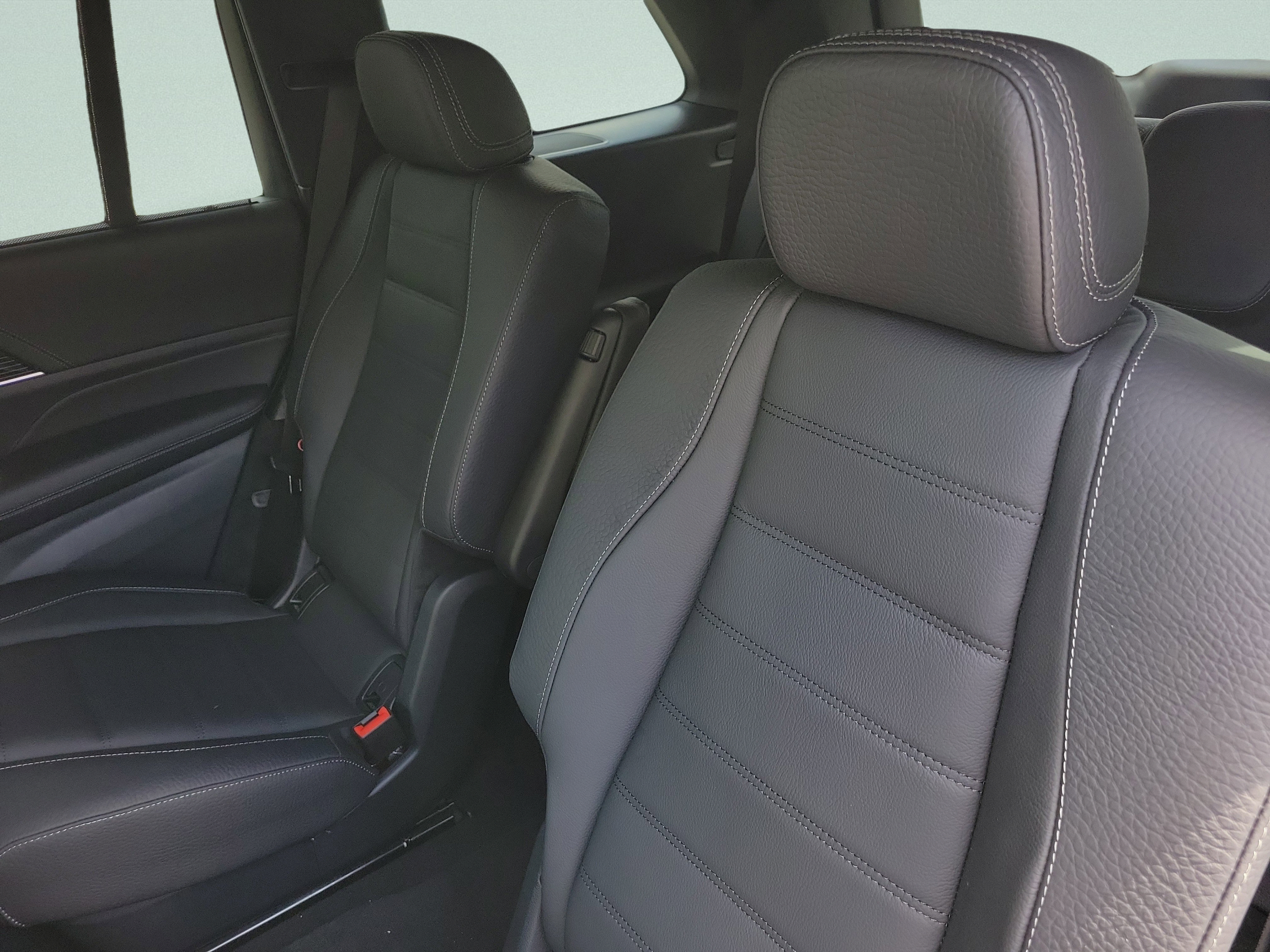 New 2026 Mercedes-Benz GLS 580 4MATIC image 8