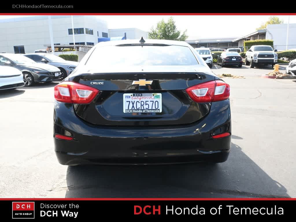 Used 2017 Chevrolet Cruze LS FWD image 6