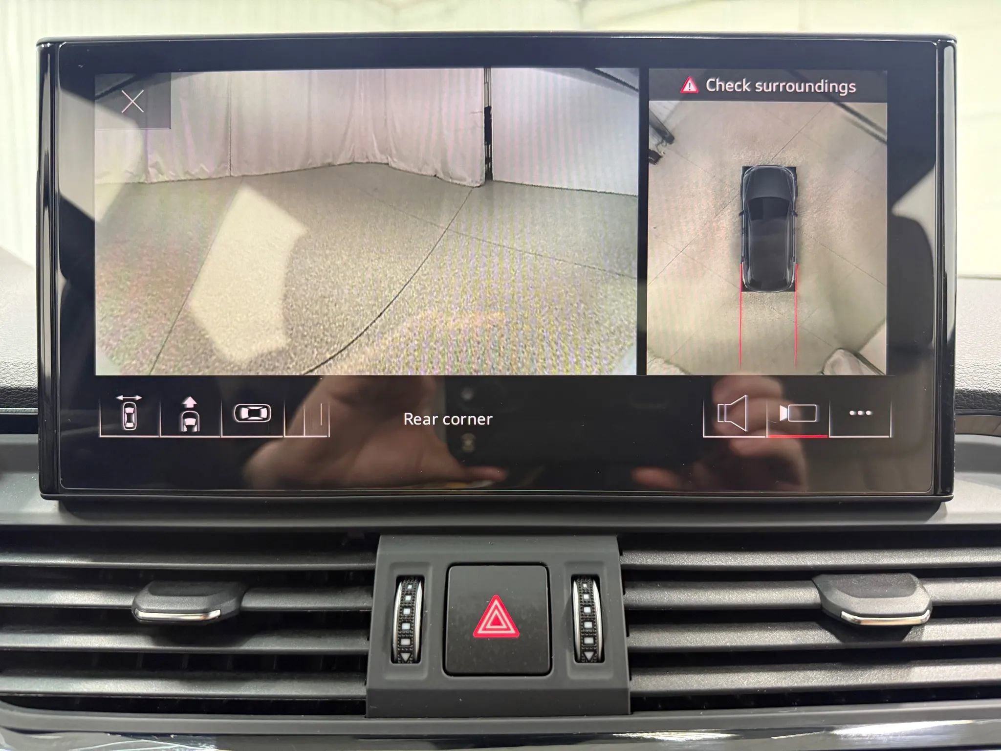 Used 2025 Audi Q5 e Premium Plus w/ Premium Plus Package image 26