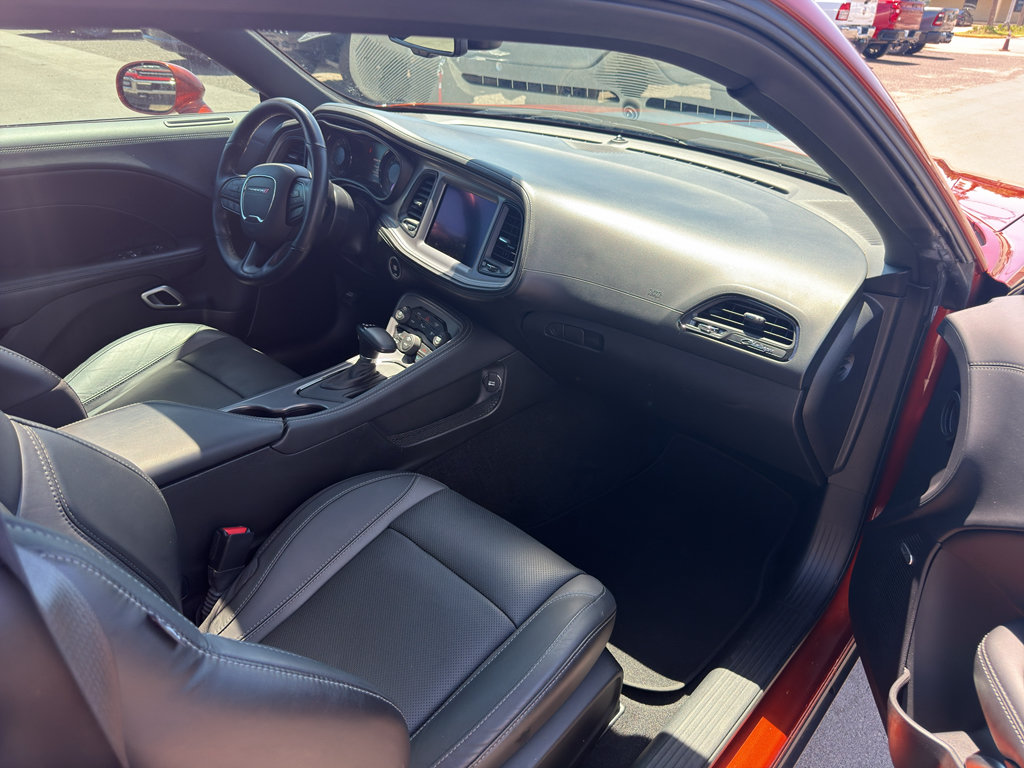 Used 2023 Dodge Challenger SXT w/ Plus Package RWD image 10