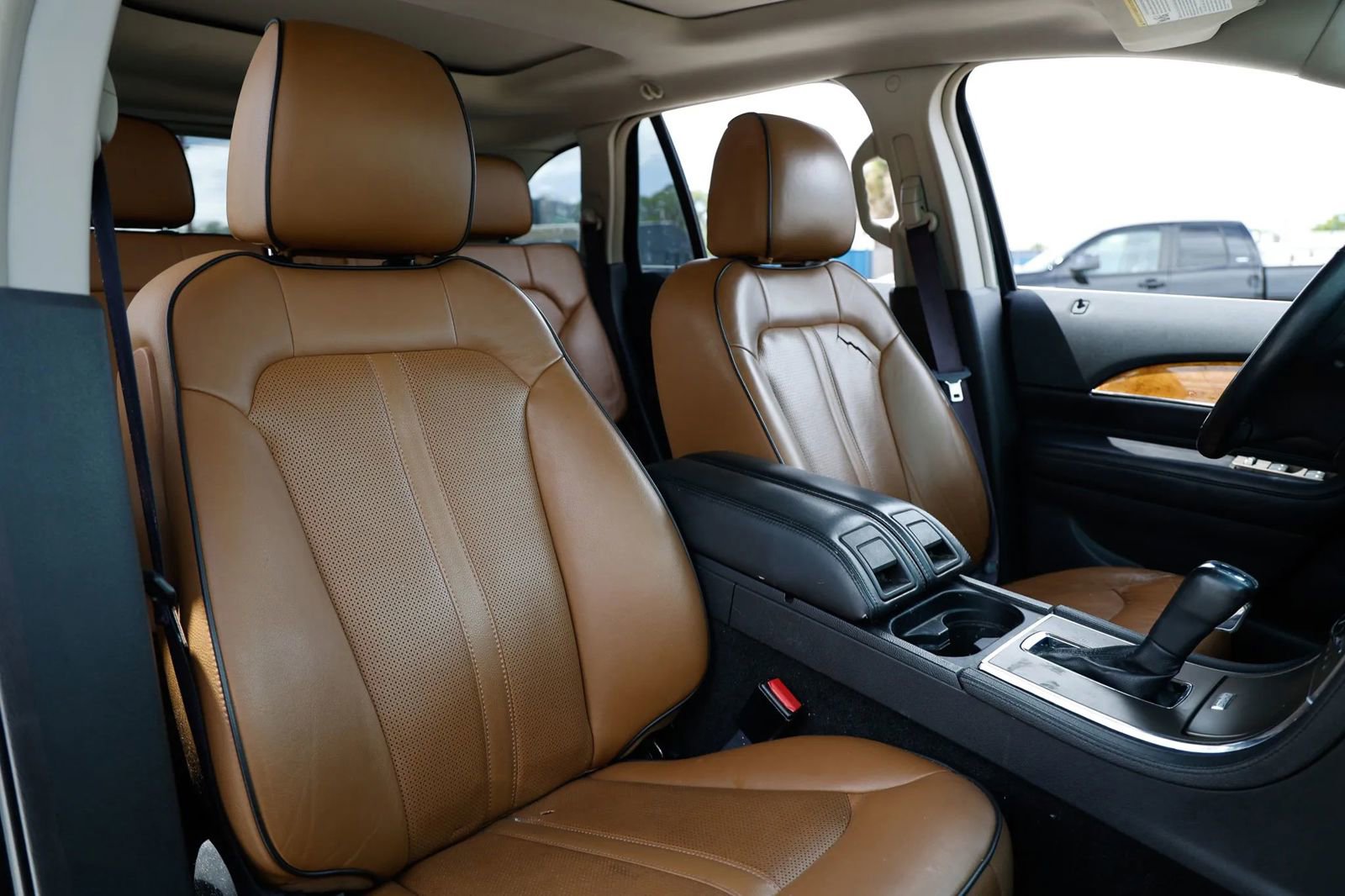 Used 2013 Lincoln MKX FWD image 18