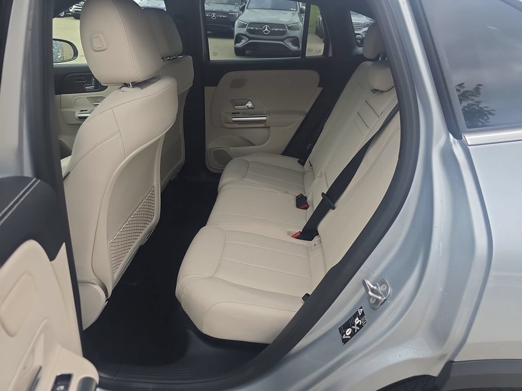 New 2026 Mercedes-Benz GLA 250 4MATIC image 24