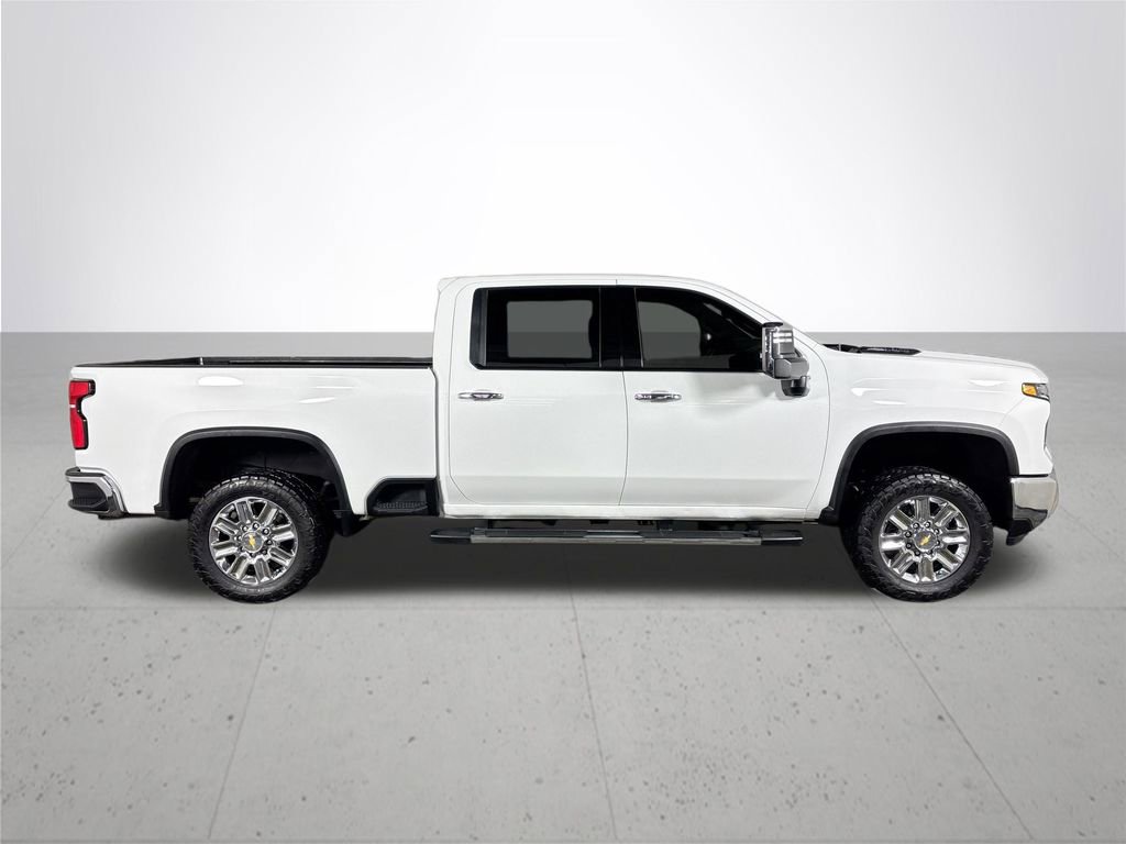 Used 2024 Chevrolet Silverado 3500 LTZ w/ LTZ Convenience Package image 5