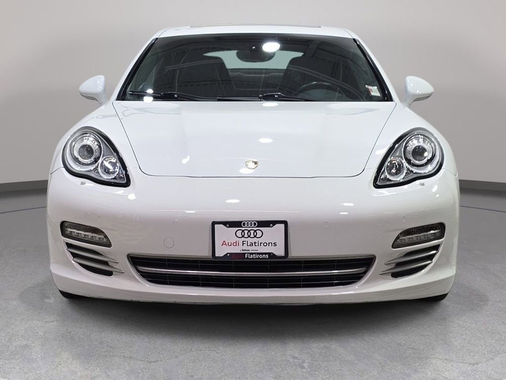 Used 2013 Porsche Panamera 4 image 3