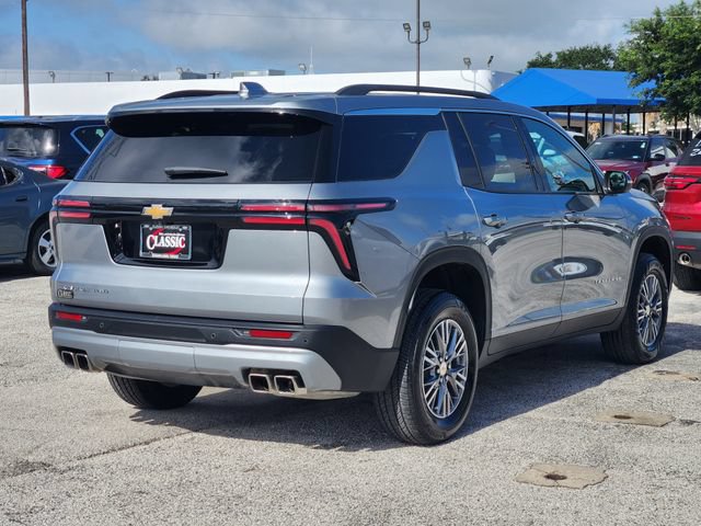 Used 2026 Chevrolet Traverse LT AWD/4WD image 7