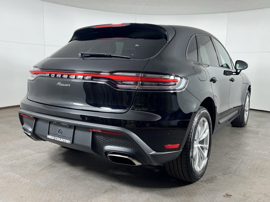 Used 2025 Porsche Macan image 7