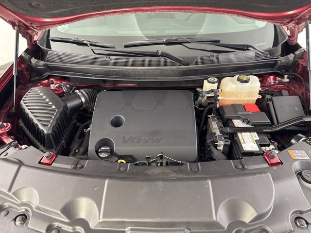 Used 2020 Chevrolet Traverse LT w/ LPO, Floor Liner Package image 34