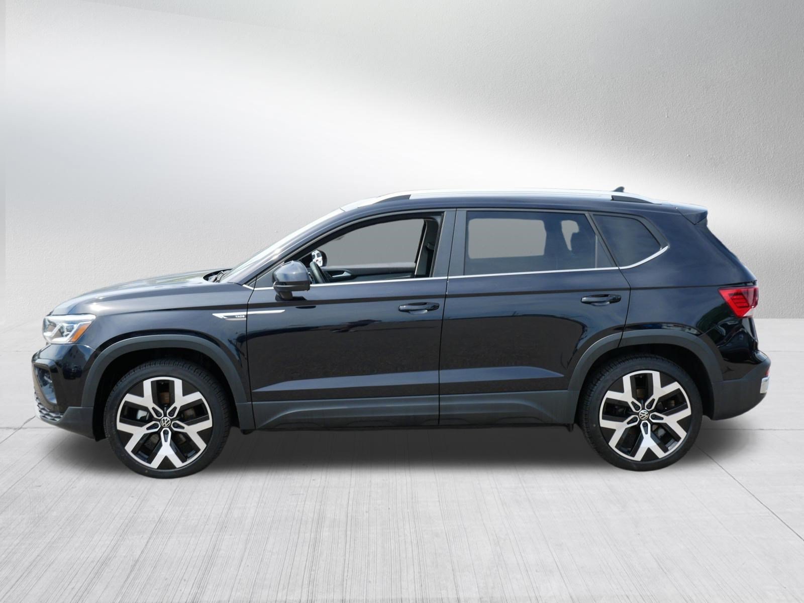Certified 2023 Volkswagen Taos SEL AWD/4WD image 4