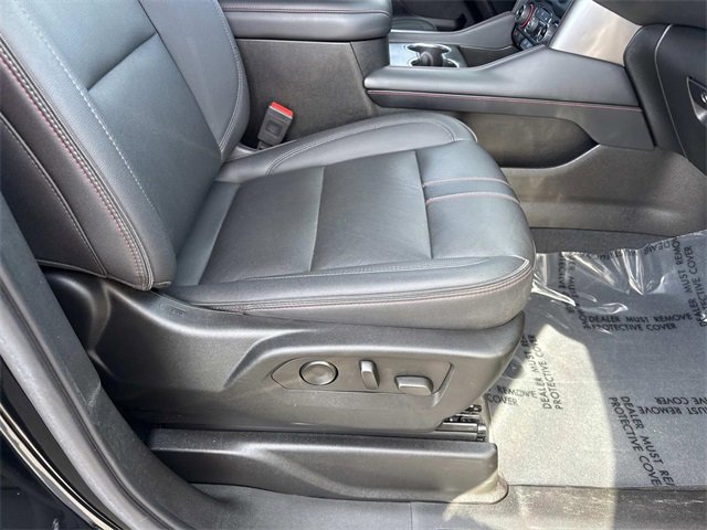 Used 2022 Chevrolet Tahoe RST w/ Luxury Package image 16