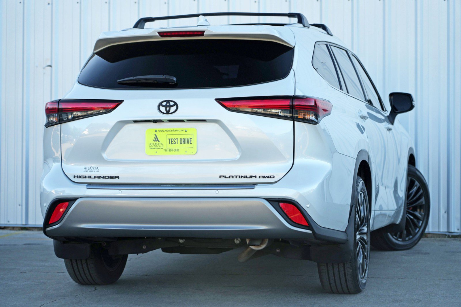 Used 2022 Toyota Highlander Platinum image 4