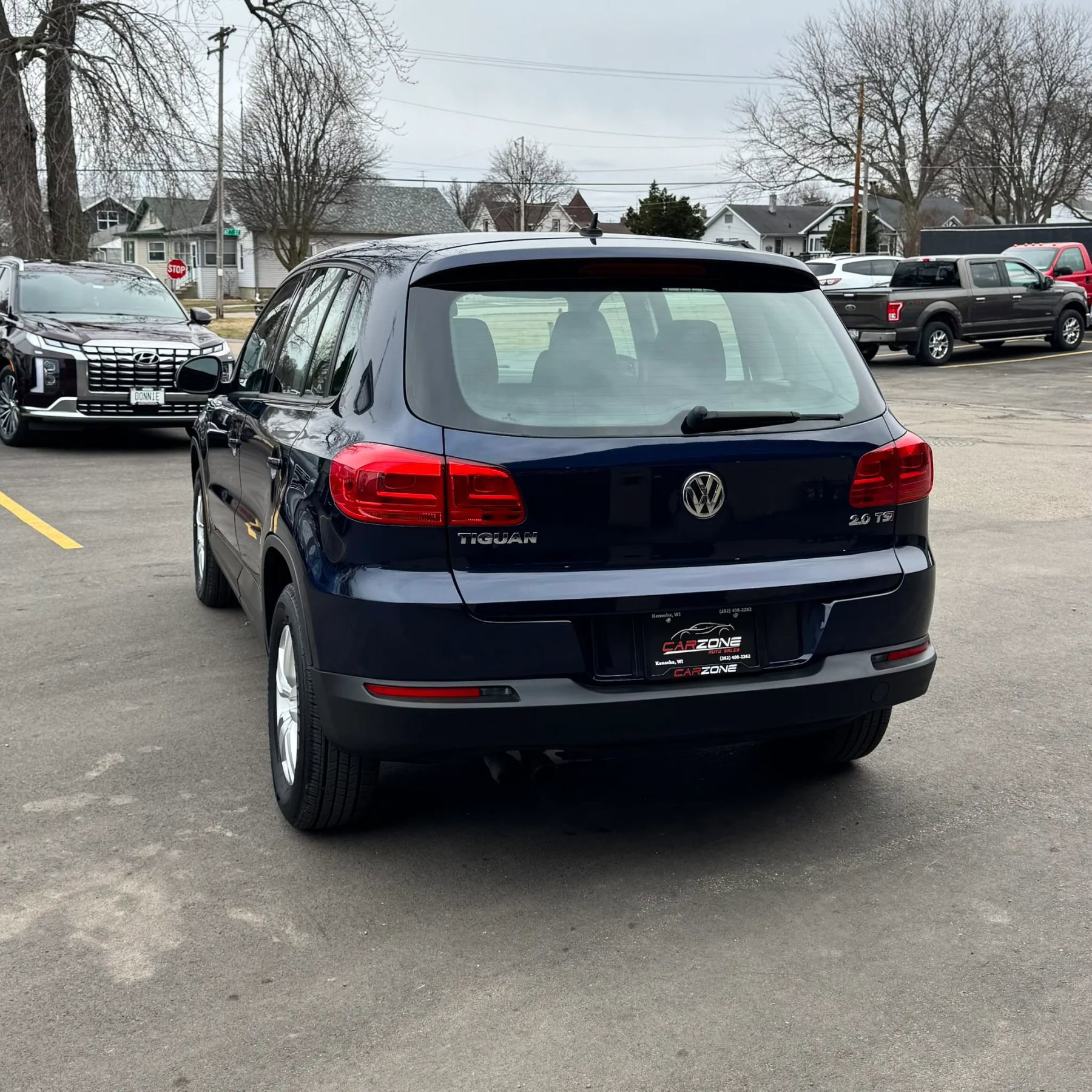 Used 2013 Volkswagen Tiguan S FWD image 9