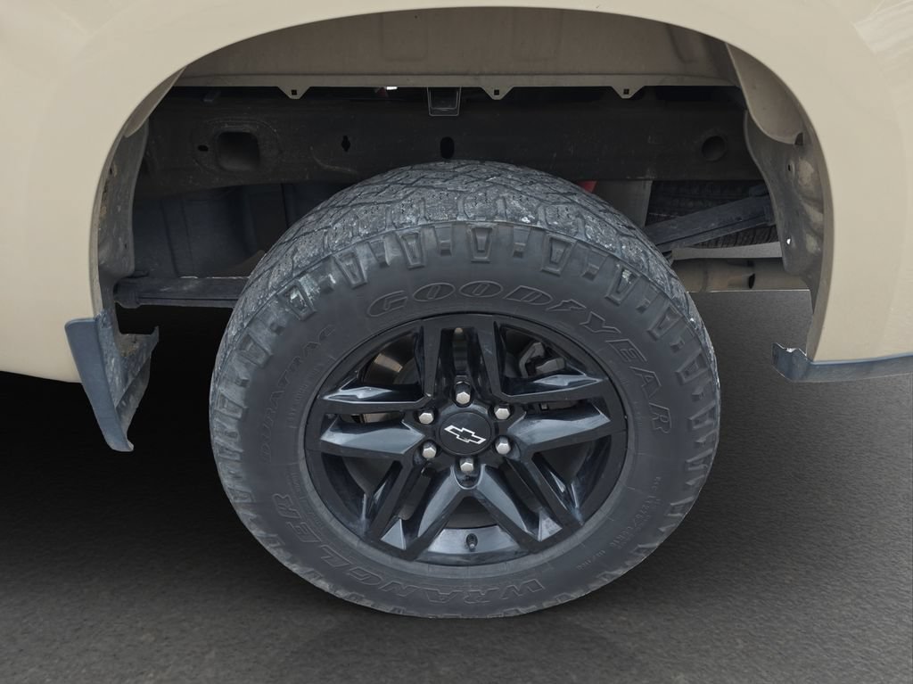 Used 2023 Chevrolet Silverado 1500 LT Trail Boss AWD/4WD image 5