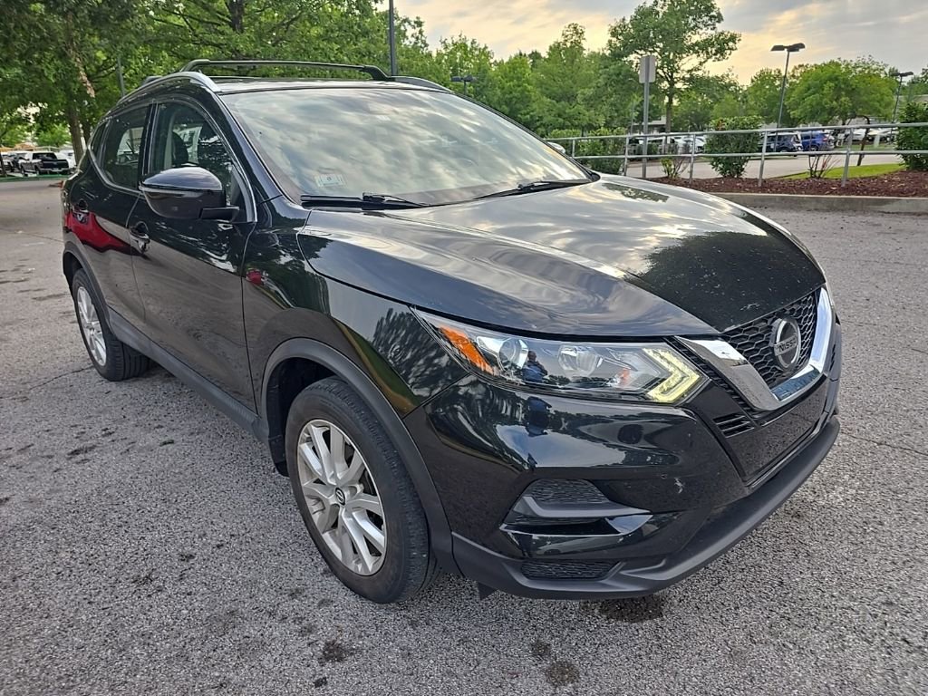 Used 2020 Nissan Rogue Sport SV AWD/4WD image 2