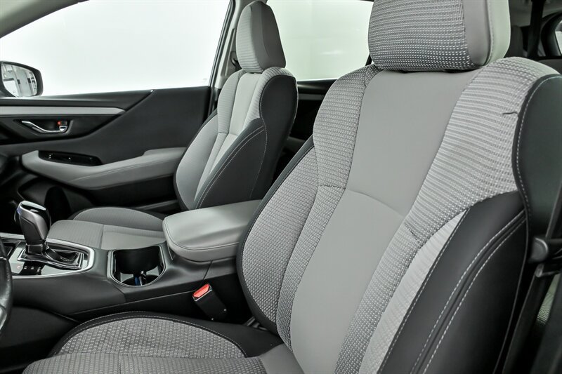 Used 2020 Subaru Outback Premium AWD/4WD image 18