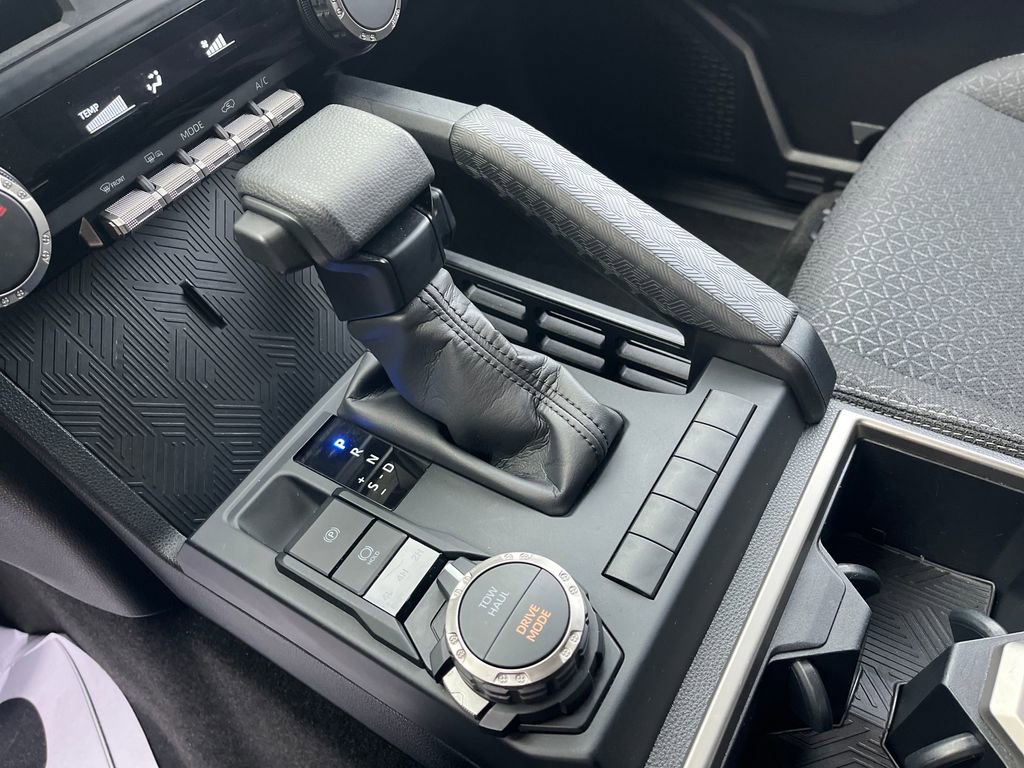 Certified 2025 Toyota 4Runner SR5 image 27