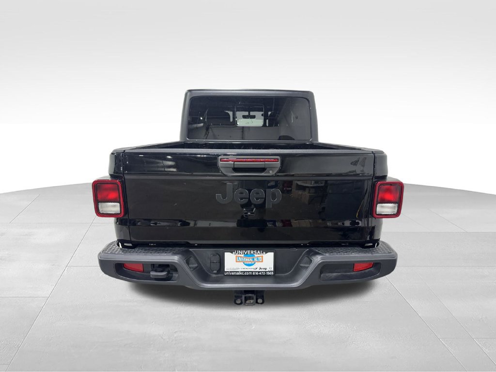 Used 2023 Jeep Gladiator Sport AWD/4WD image 19