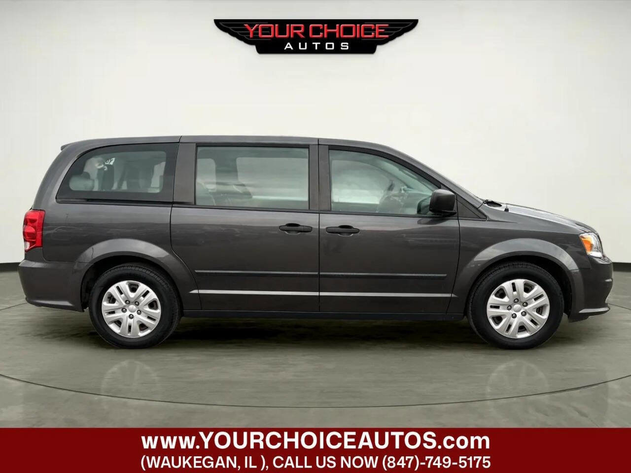 Used 2016 Dodge Grand Caravan American Value Package FWD image 6