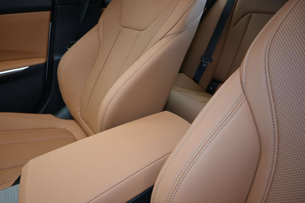 Certified 2026 BMW 330i Sedan RWD image 14