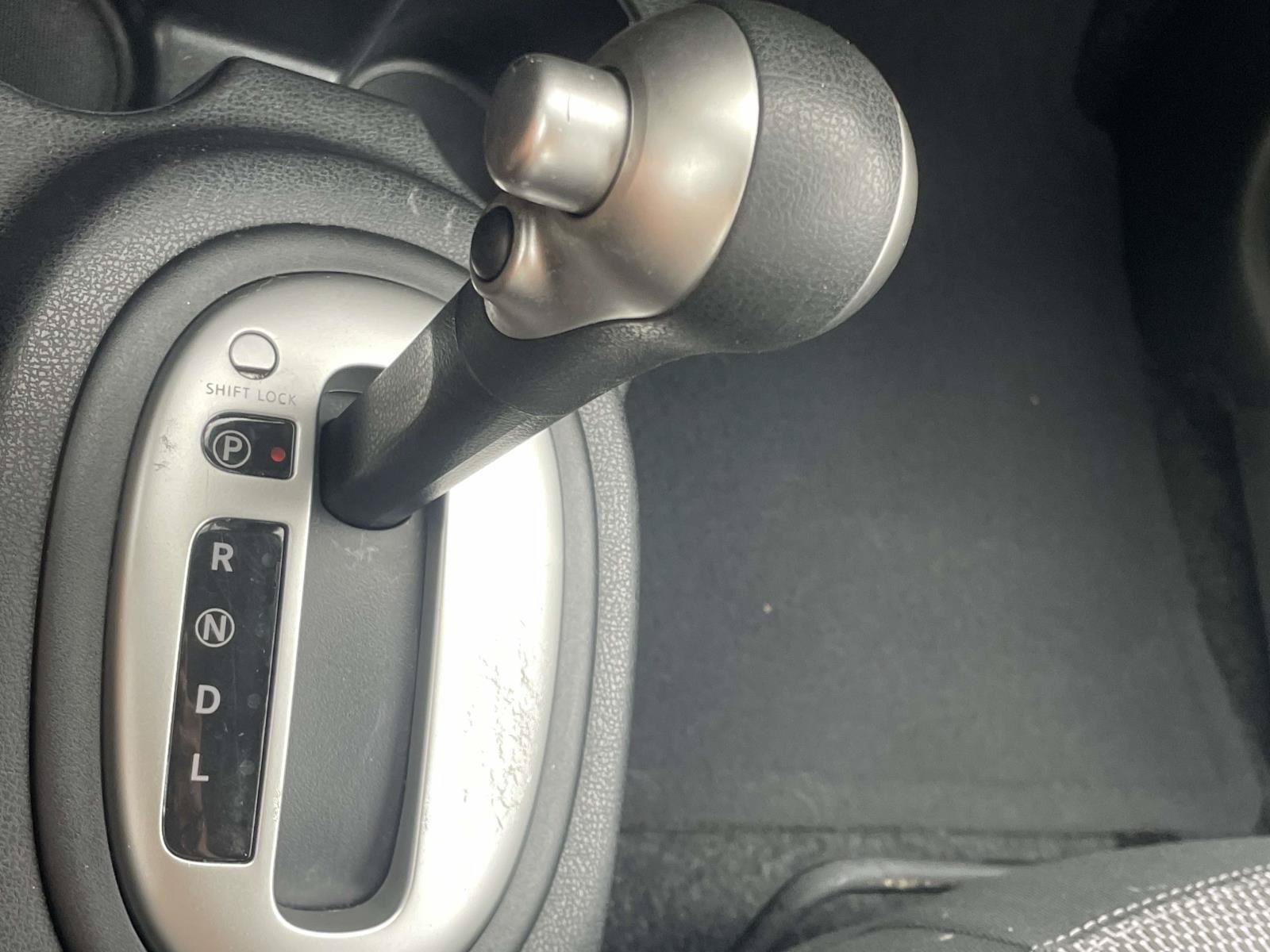 Used 2018 Nissan Versa SV FWD image 20