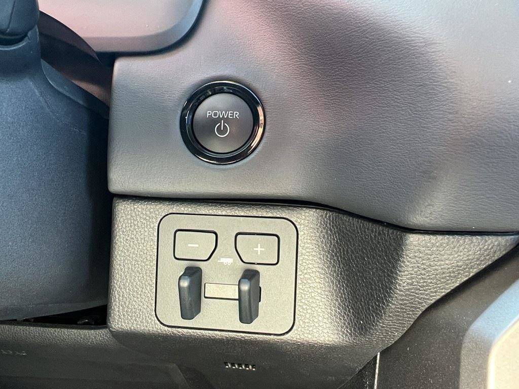 Used 2026 Toyota Tundra Platinum image 51