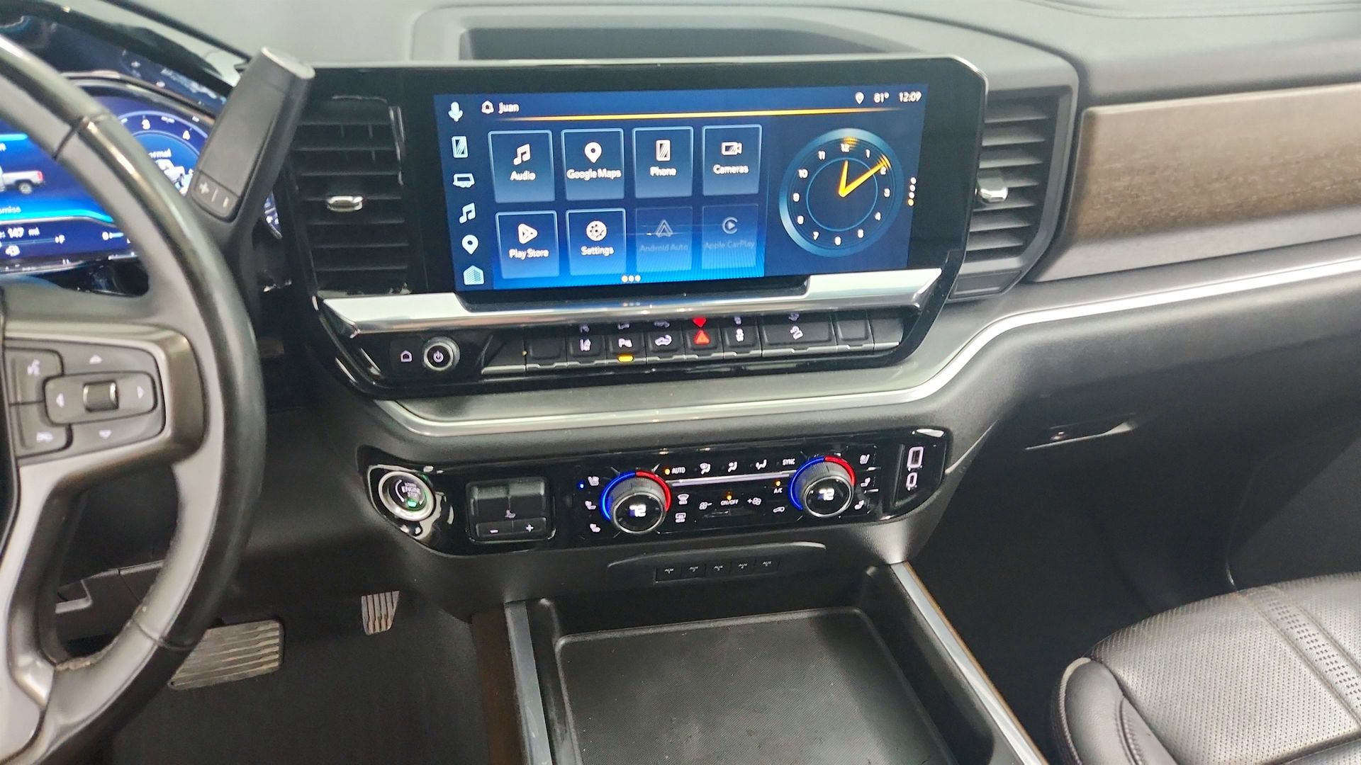 Used 2025 Chevrolet Silverado 2500 High Country w/ High Country Premium Package AWD/4WD image 21