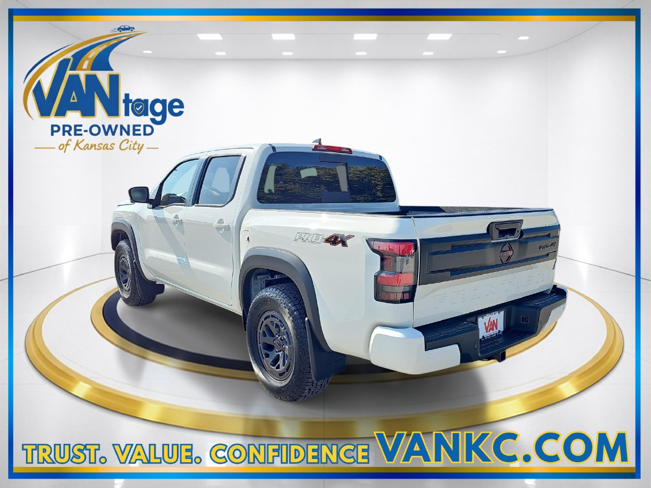 Used 2026 Nissan Frontier PRO-4X w/ Pro-4x Convenience Package AWD/4WD image 9