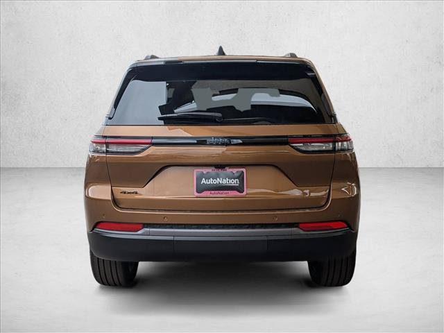 New 2026 Jeep Grand Cherokee Limited w/ Limited Altitude Package AWD/4WD image 8