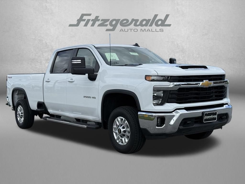 Used 2025 Chevrolet Silverado 2500 LT w/ Convenience Package AWD/4WD image 1