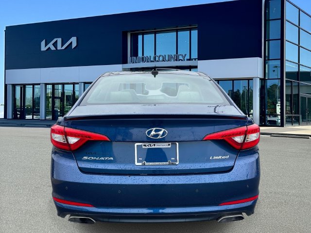 Used 2015 Hyundai Sonata Limited w/ Option Group 06 FWD image 5