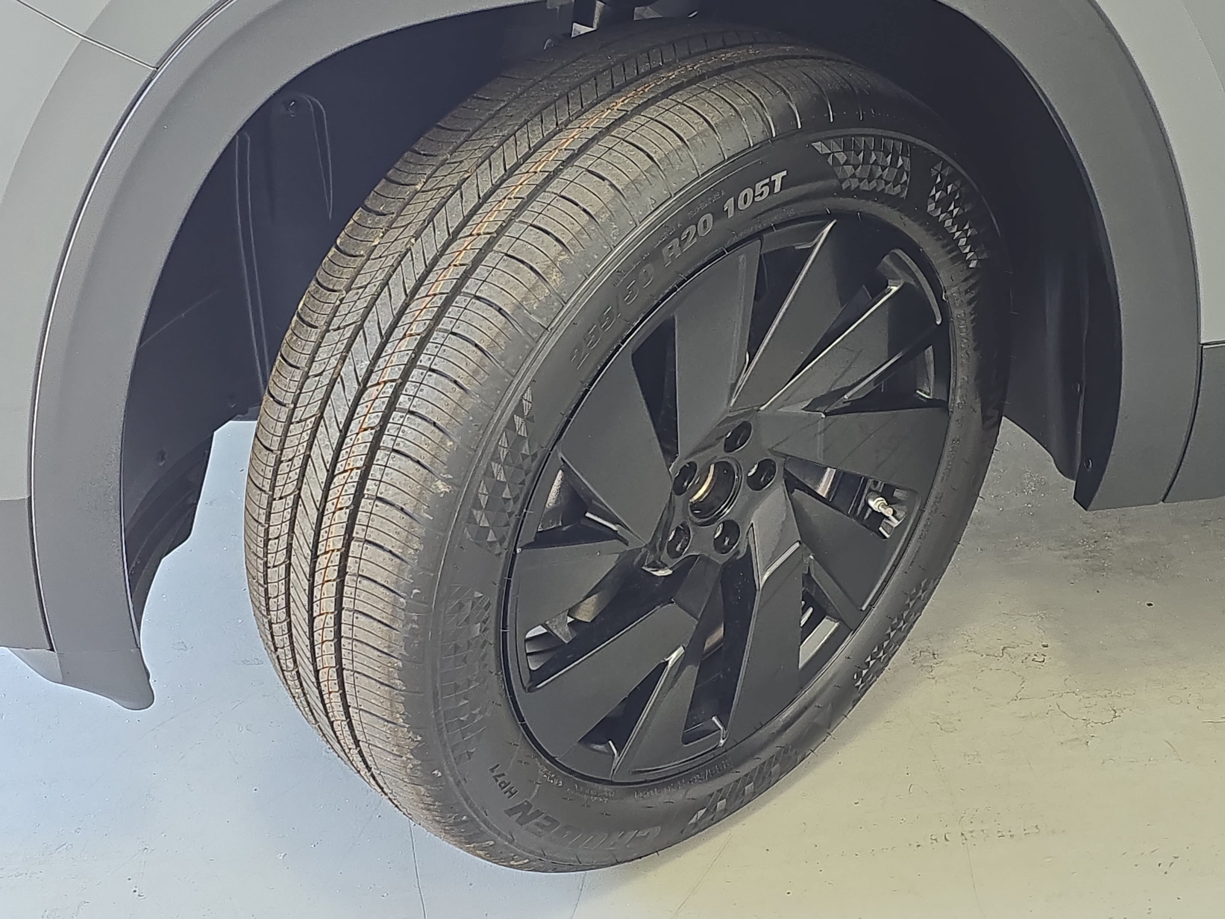 New 2026 Volkswagen Atlas SE FWD image 32