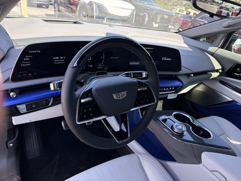 New 2026 Cadillac Optiq Sport 2 image 32