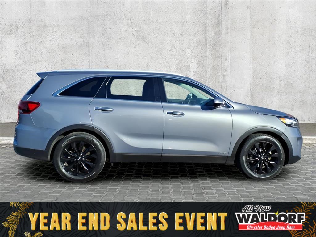 Used 2020 Kia Sorento EX image 2