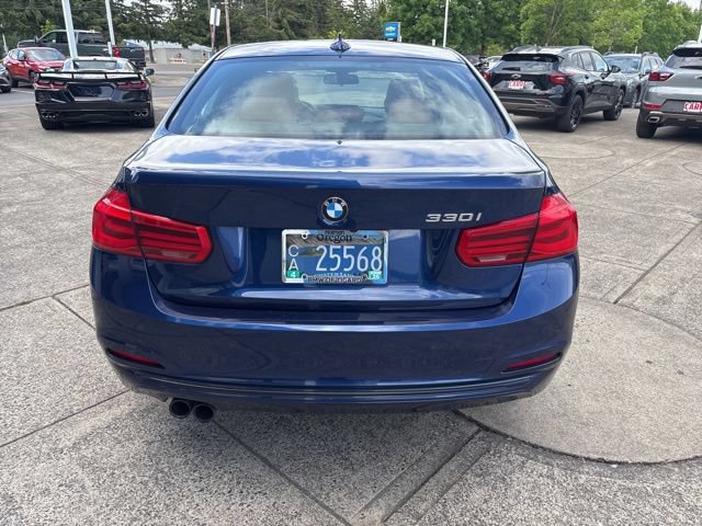 Used 2017 BMW 330i Sedan RWD image 7