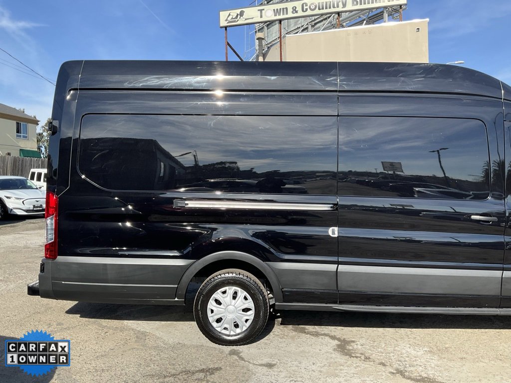 Used 2022 Ford E-Transit 148 High Roof Extended w/ Load Area Protection Package image 4