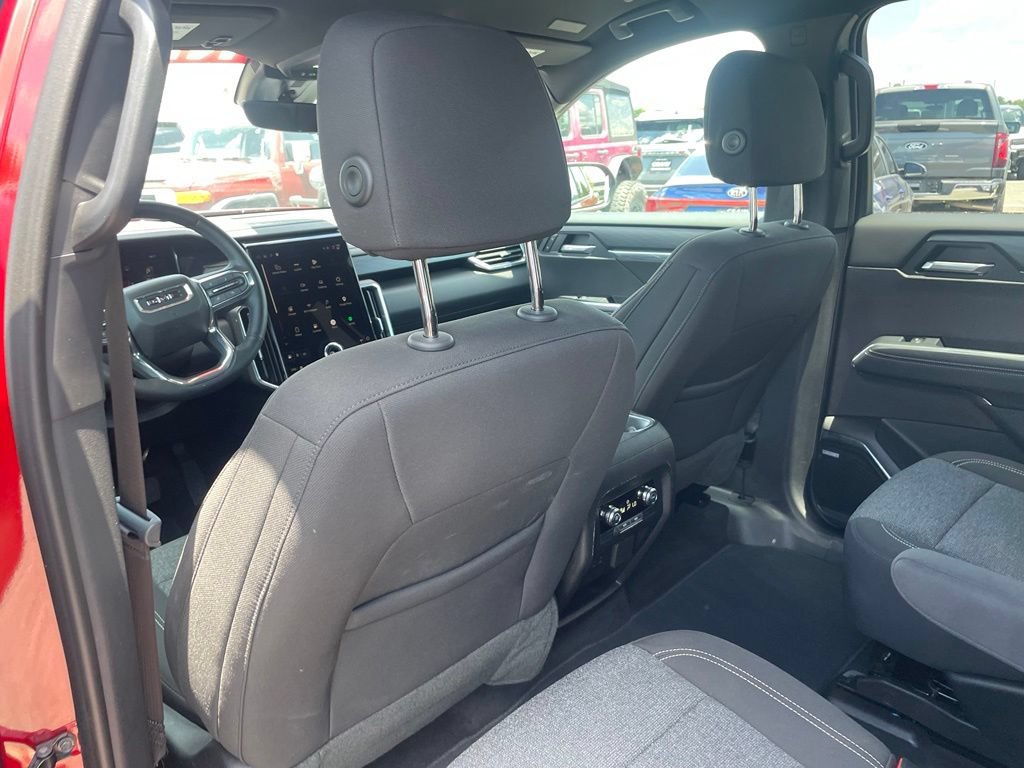 Used 2026 GMC Acadia Elevation FWD image 23