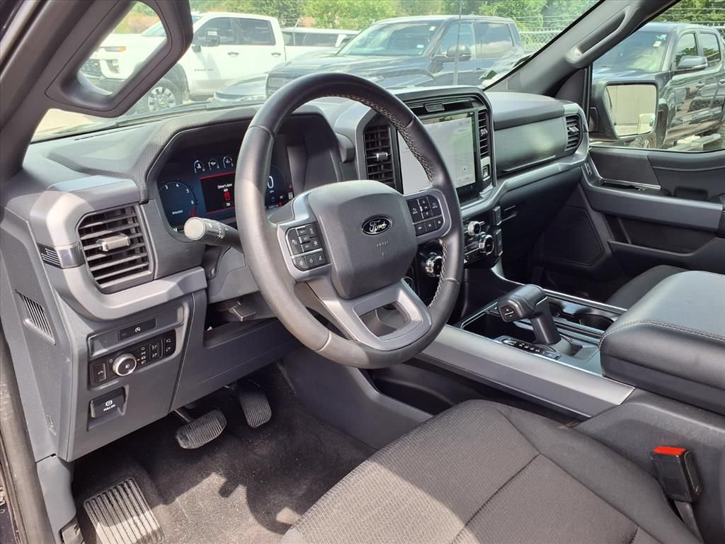 Used 2025 Ford F150 XLT w/ Equipment Group 302A MID RWD image 8