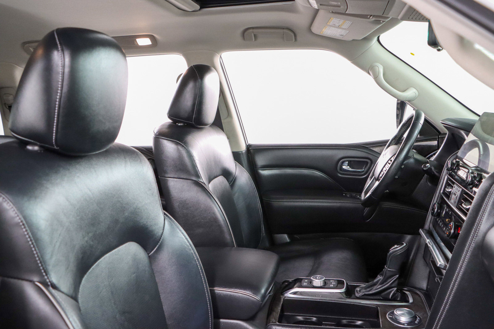 Used 2024 INFINITI QX80 Luxe AWD/4WD image 29