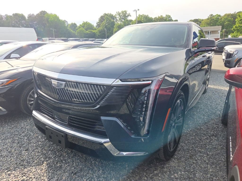 Used 2025 Cadillac Escalade IQ Luxury 1 AWD/4WD image 1