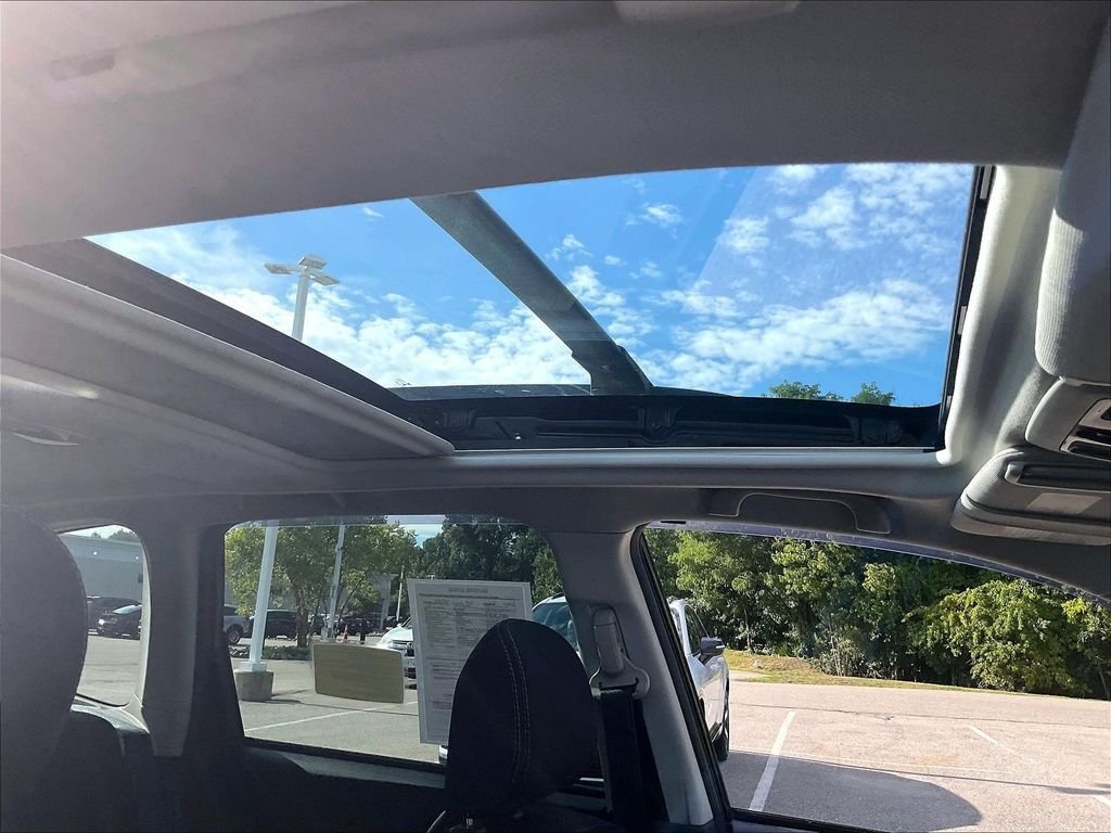 Used 2018 Subaru Forester 2.5i Premium w/ All-Weather Package AWD/4WD image 22