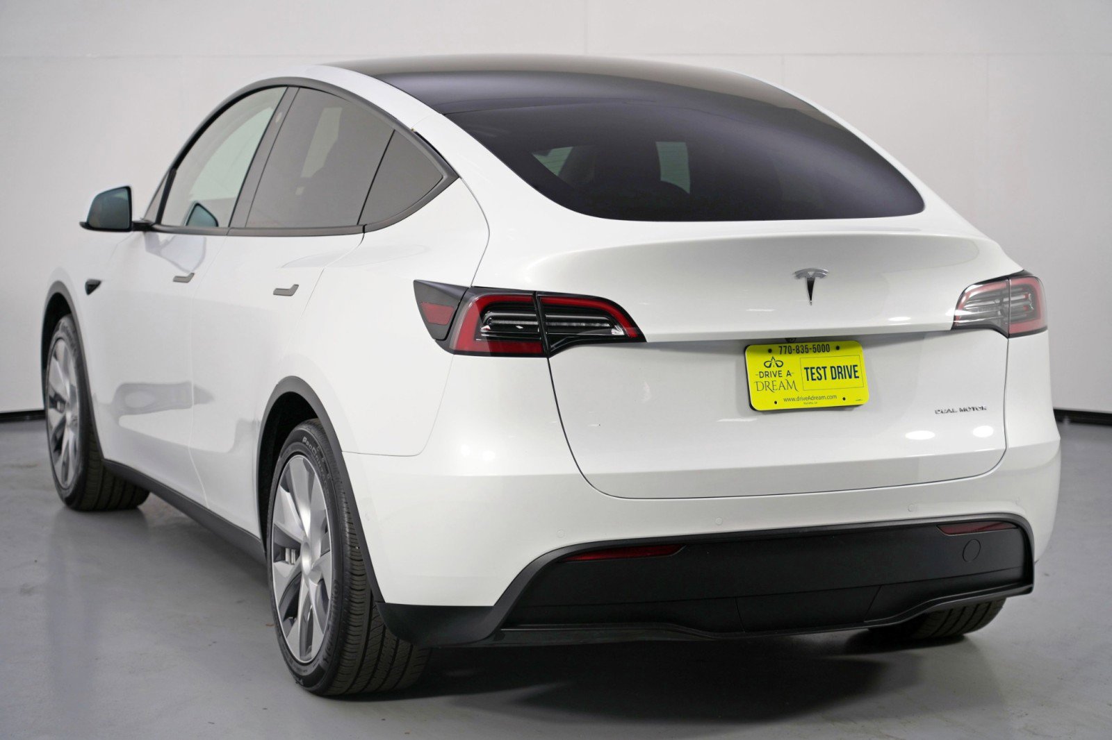 Used 2021 Tesla Model Y Long Range image 50